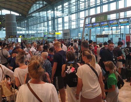 Alicante Airport Crowds