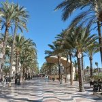 Two injured in a stabbing on the Esplanade in Alicante