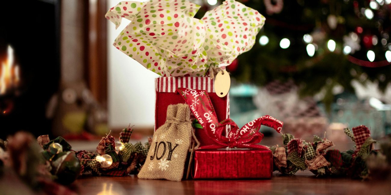 How much will Spaniards spend on Christmas gifts?