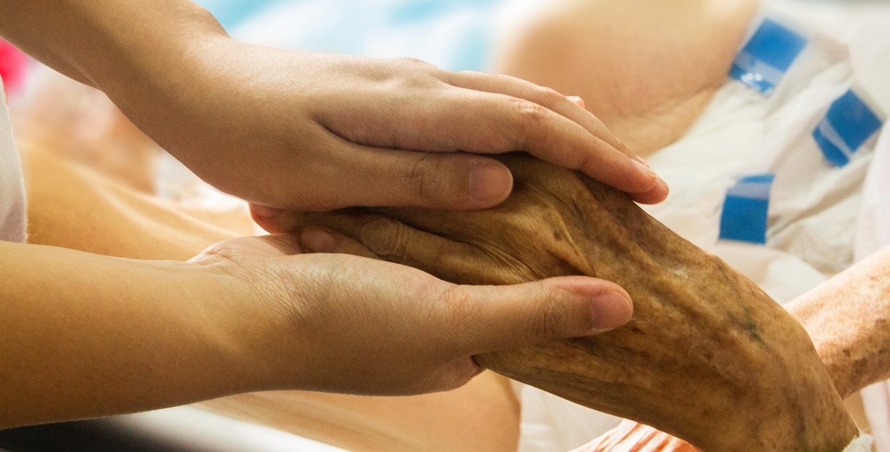 Palliative care teams in Murcia have cared for 2,700 patients in 2025
