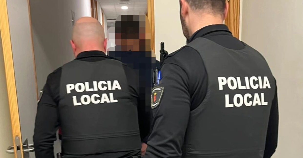 Police arrest a e-scooter rider for driving under the influence and assaulting an officer