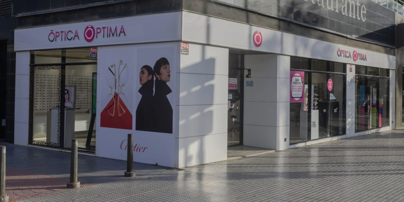 Two masked men rob an optician’s in Los Alcázares